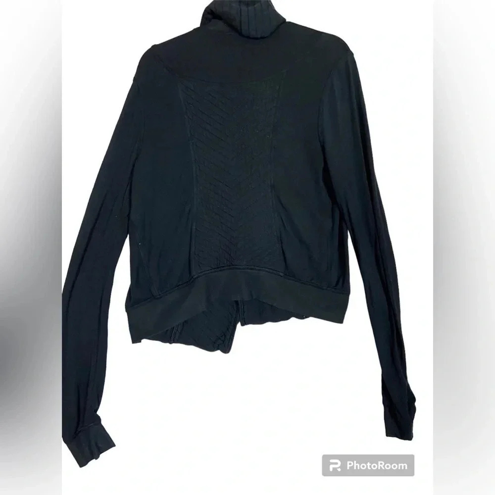 KIT AND ACE Wrap Up Stretch Jacket With Attached Scarf Black  EUC Sz 6 - Picture 2 of 13